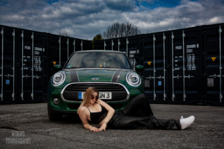 Car Shooting liegend